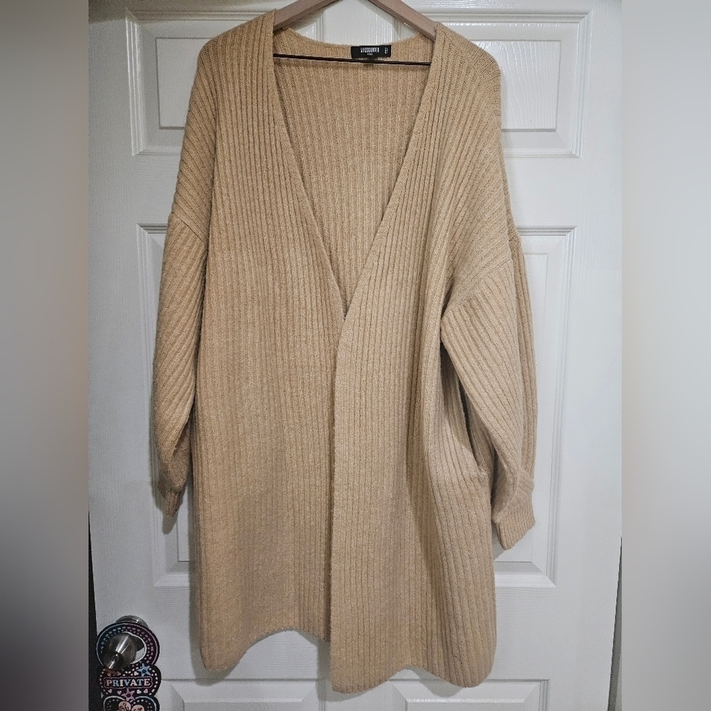 TALL TUCK SLEEVE CARDIGAN NWOT - Picture 2 of 10